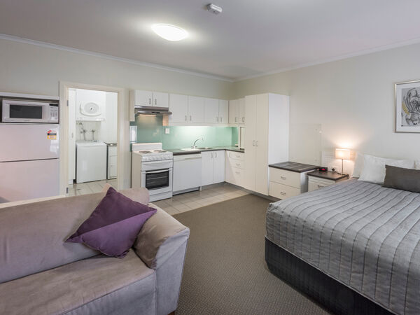 Studio Deluxe Apartments