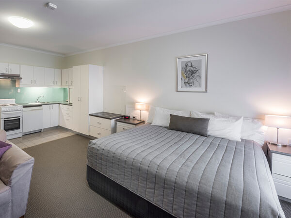 Studio Deluxe Apartments